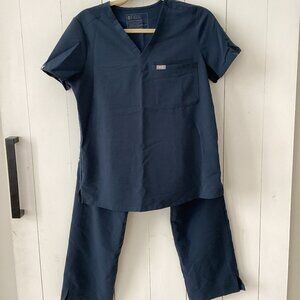 FIGS blue scrub set